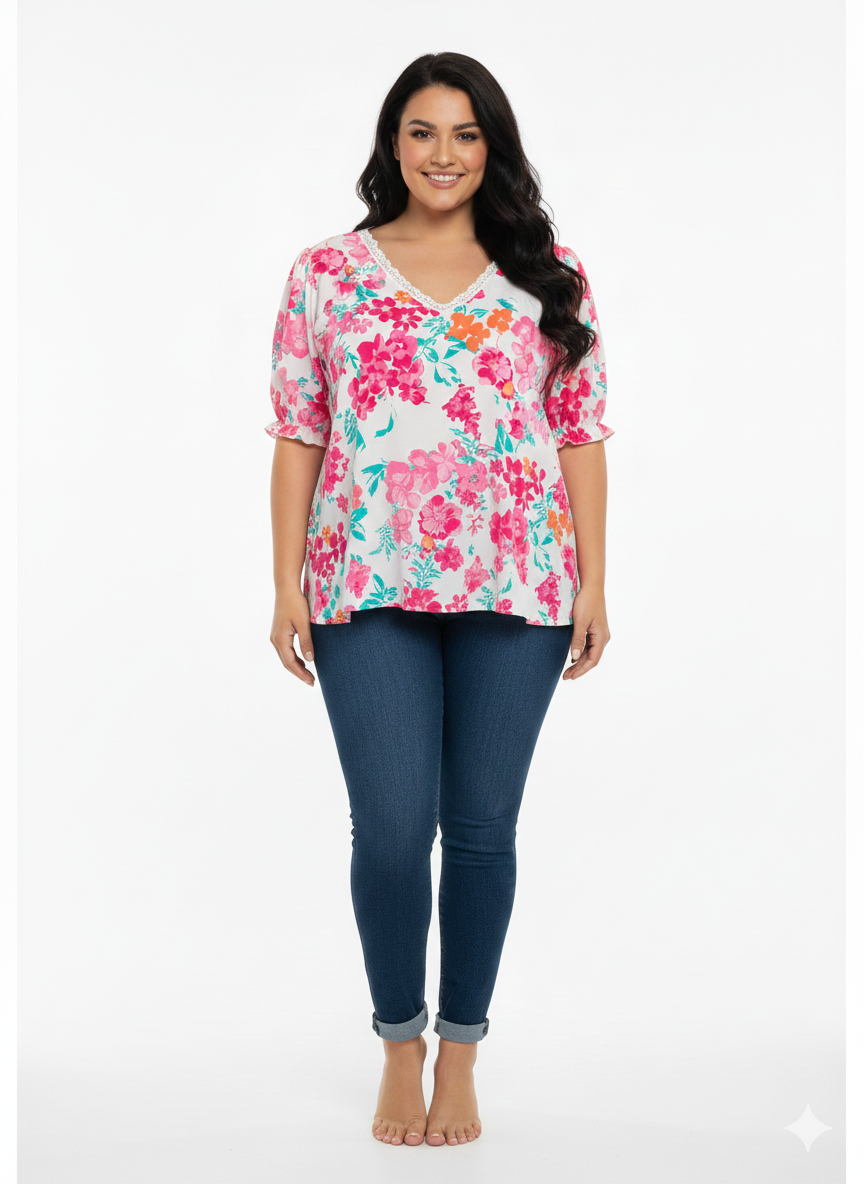 Blusa estampada rosa con encaje