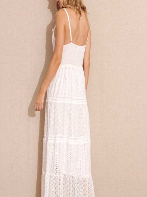 Vestido Largo Blanco Estilo Ibicenco con Encaje Artesanal y Borlas — Boho, Romántico y Perfecto para el Verano